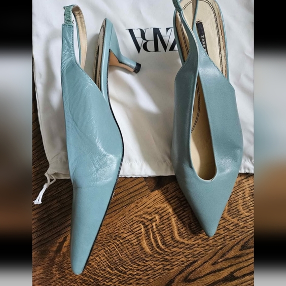 Zara Women's Light Blue Leather Slingback Flats - Picture 2 of 2